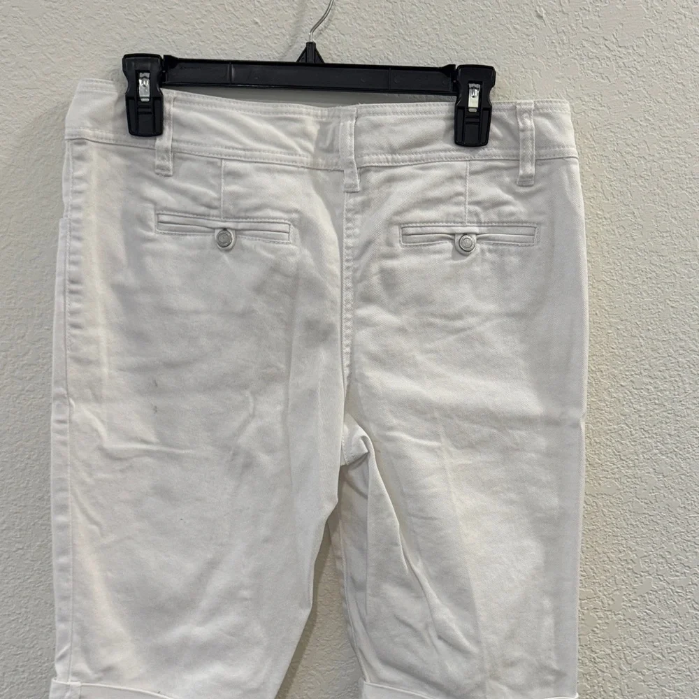 INC International Concepts White Women's Bermuda Shorts - Picture 3 of 4